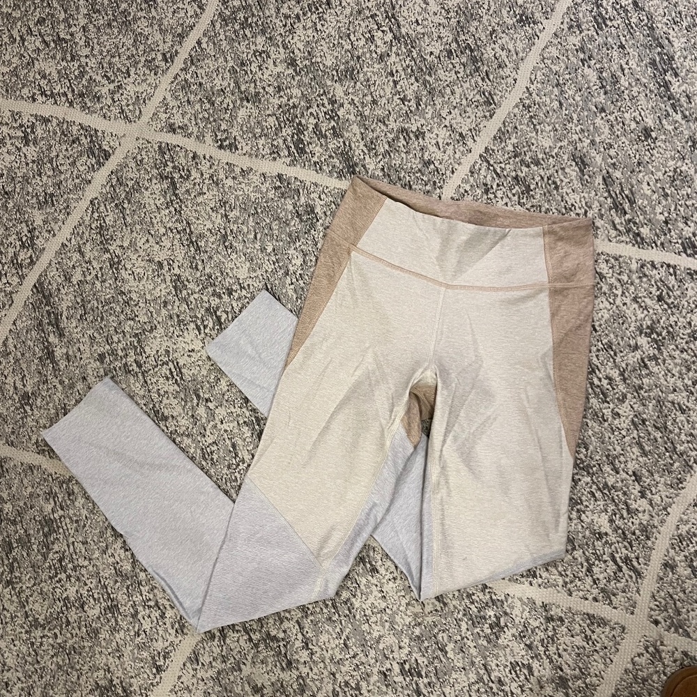 Outdoor Voices tri-color warmup leggings 7/8